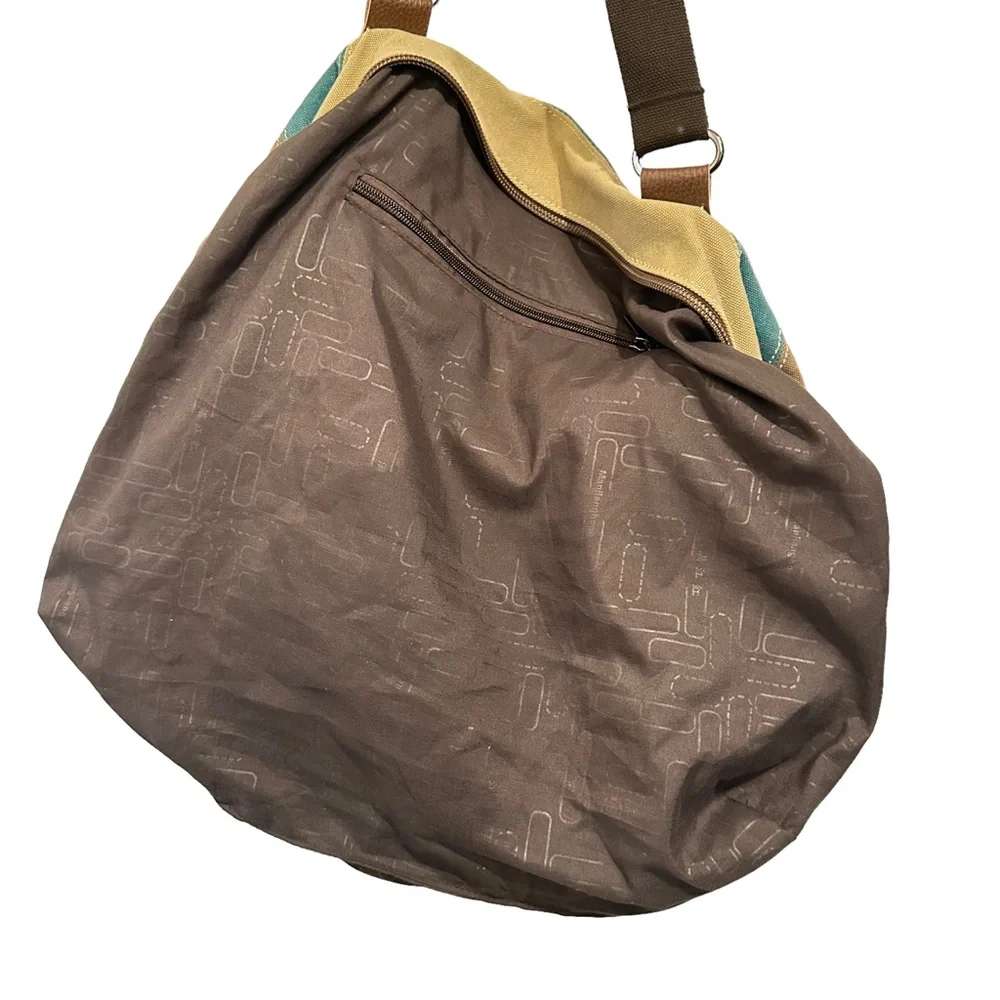 Manjianghong Striped Canvas Tote Bag - Picture 7 of 9